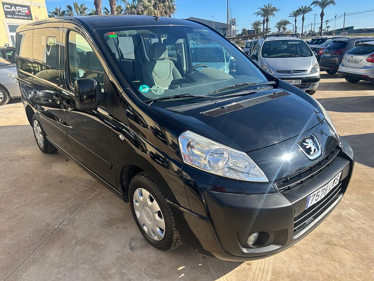 PEUGEOT EXPERT 1.6 HDI 9 SEATER SPANISH LHD IN SPAIN 95000 MILES 2011